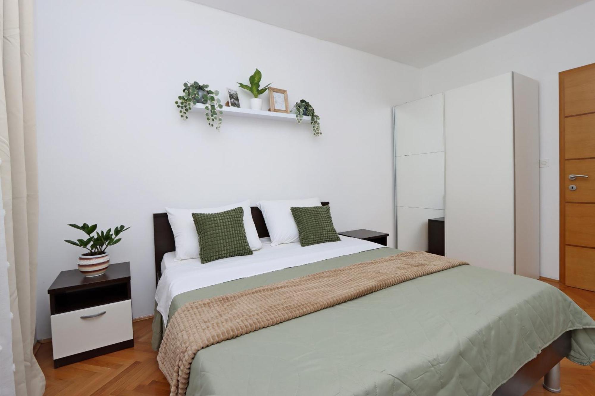 Seaside Apartments With A Swimming Pool Pag - 6412 Pag Town Habitación foto